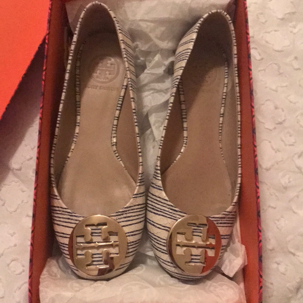 Tory Burch flats; size 6